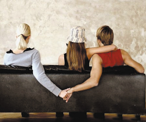 为什么叫二奶小三 232727anmh7nt6uaqgnqhz.jpg